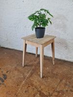 Hocker Blumenständer Beistelltisch Holz gebraucht 46 cm hoch